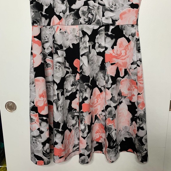 ALFANI women's black/pink floral print sleeveless fit and flare dress SZ XL - Picture 4 of 7